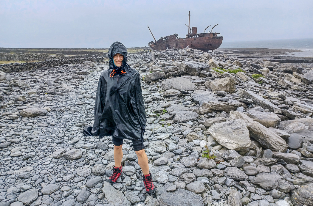 aranislandsboatwreck.jpg